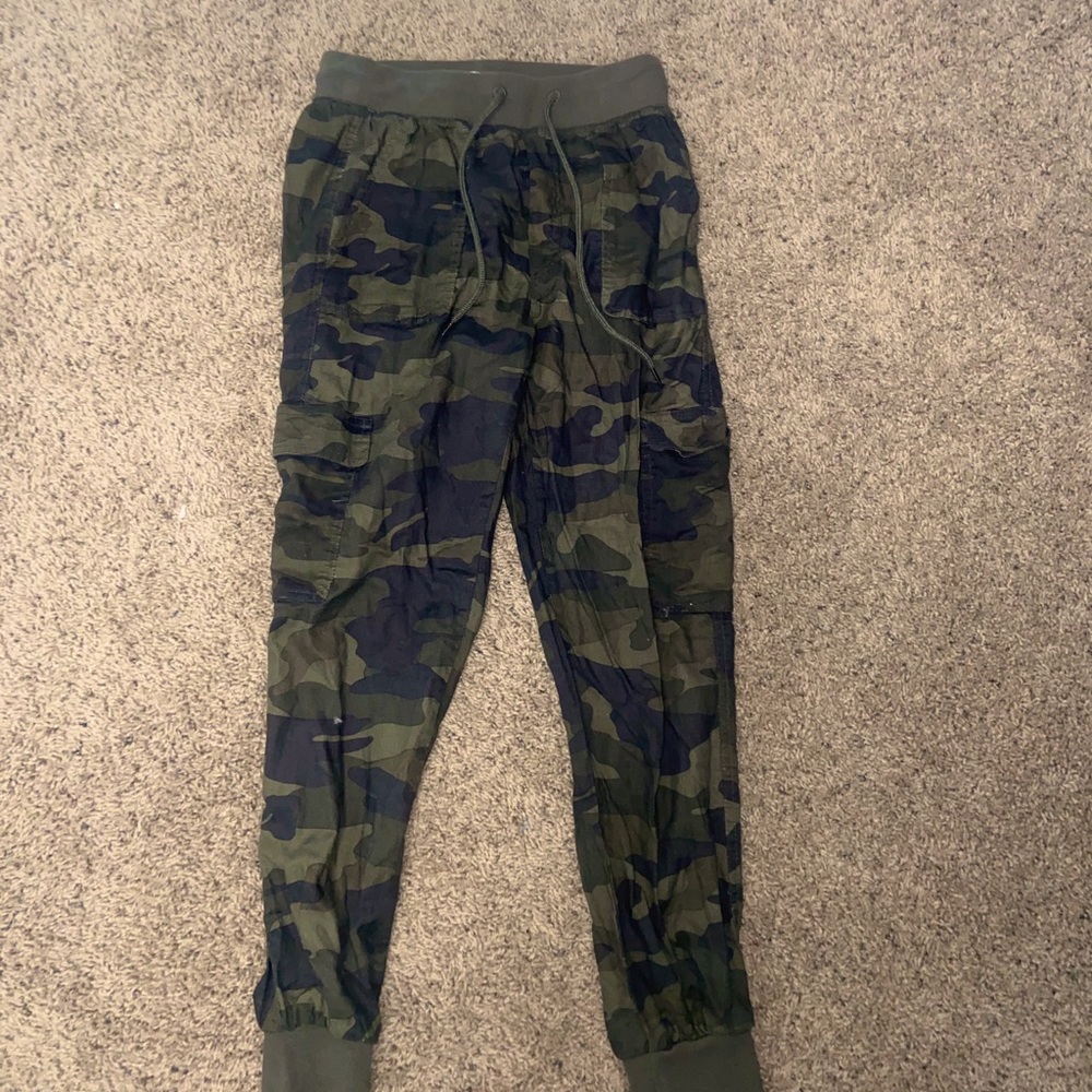 Camo pants